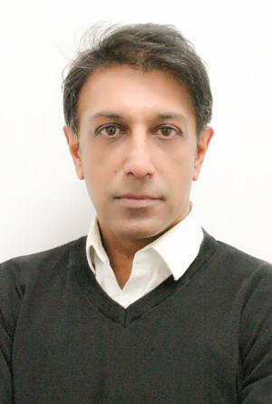 Dr. Shamender Talwar